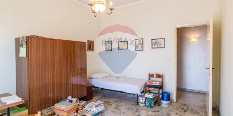 20250826210956-975727-15