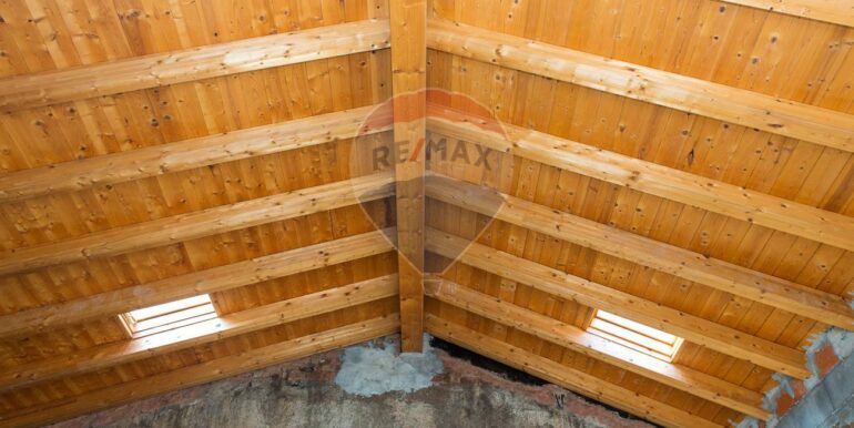 20250827215331-974741-8