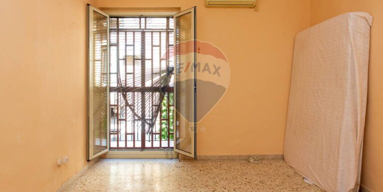 20250827221152-974622-15