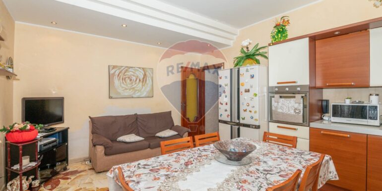 20250828124747-976147-12