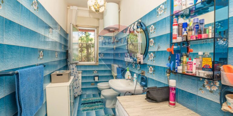 20250828124808-976147-15