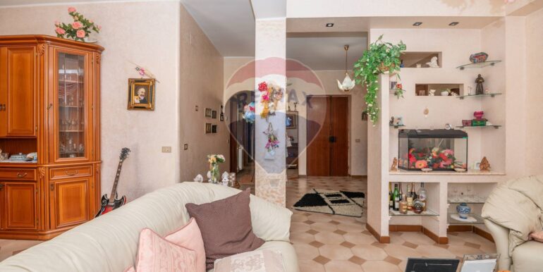 20250828124912-976147-25