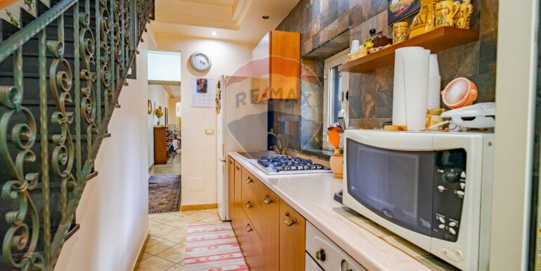 20250828202405-976370-8