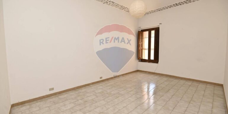 20250828213633-975408-4