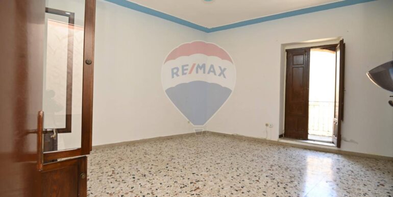 20250828213638-975408-6