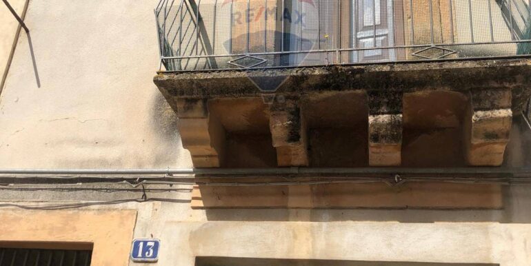 20250828213657-975408-13