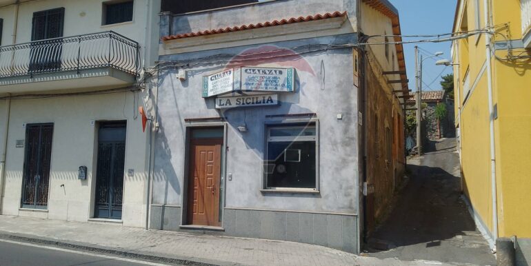 2025082875355-976045-2