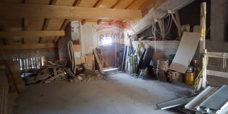 2025082875454-976045-17