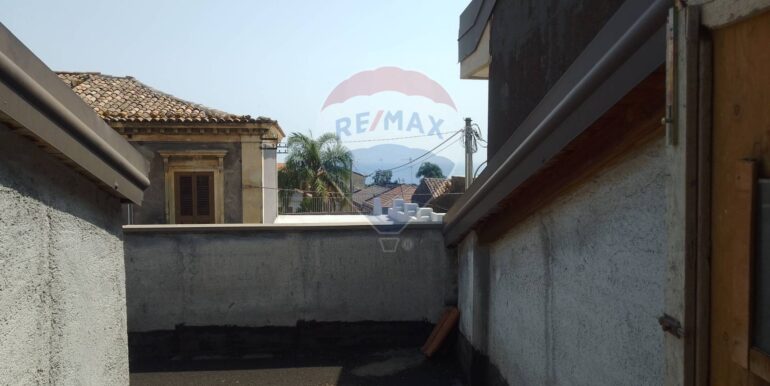 2025082875457-976045-18