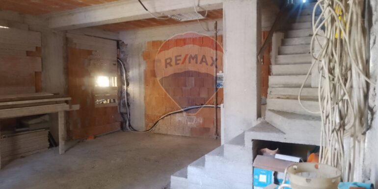 2025082875508-976045-21