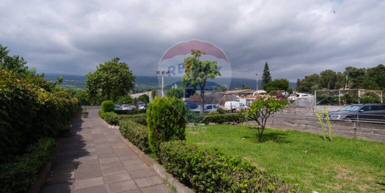 20250829114951-975245-37