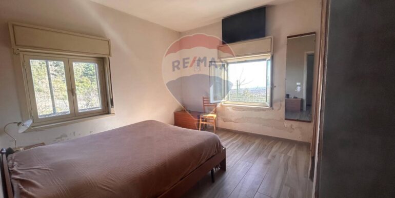 20250829130110-976451-18