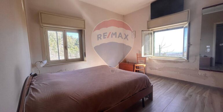 20250829130113-976451-19