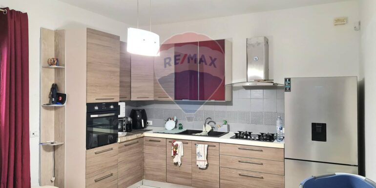 2025082982936-976086-3