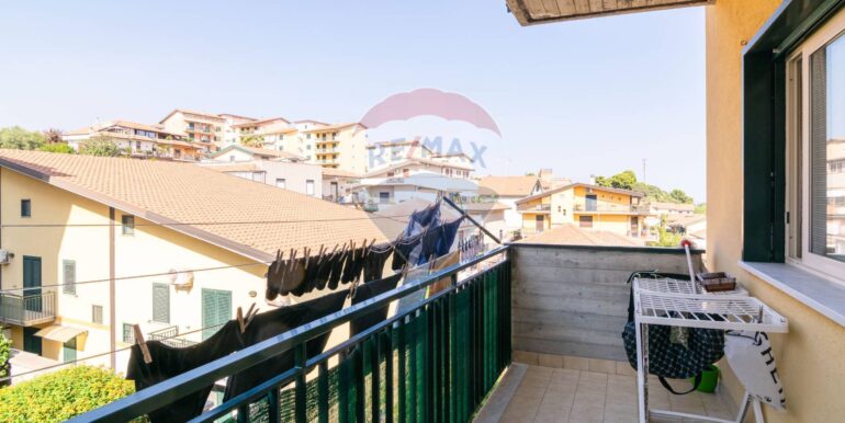 2025082990214-975197-12