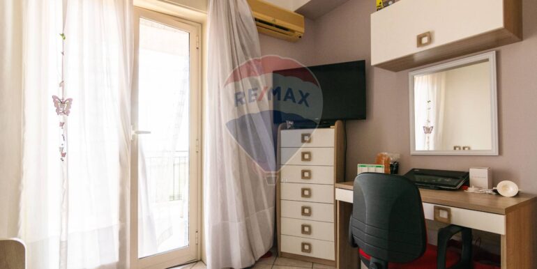 2025082990247-975197-20