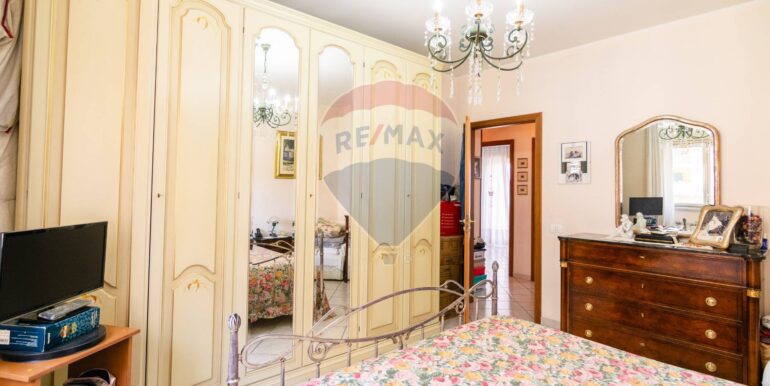 2025082990325-975197-28