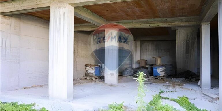 20250830174008-976735-9