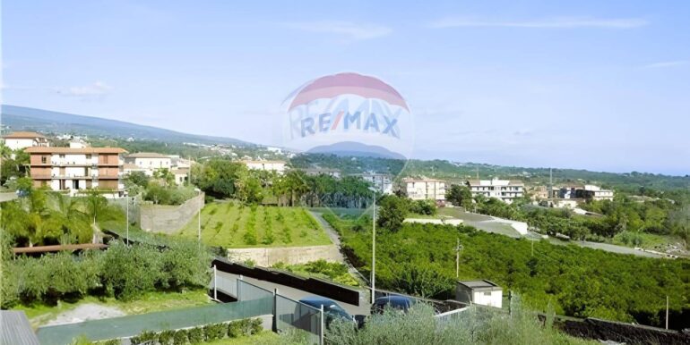 20250830174027-976735-18