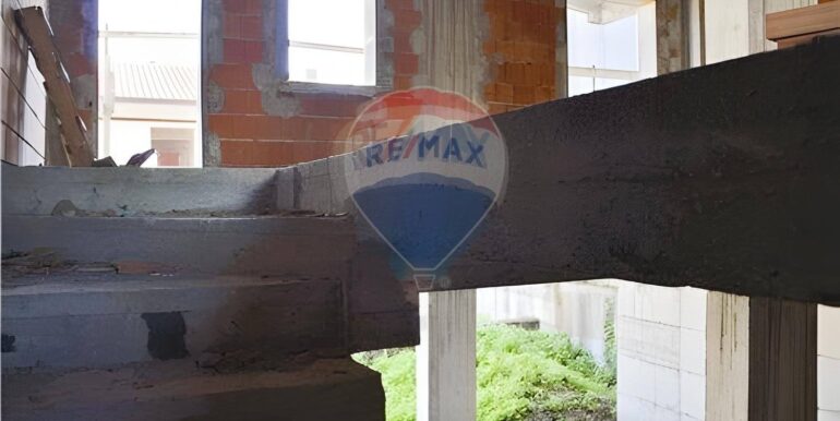 20250830174029-976735-19