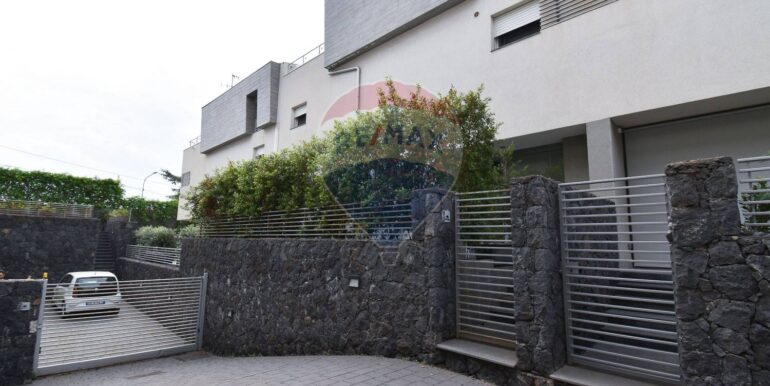 20250901191558-977039-2