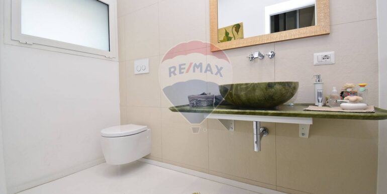 20250901191626-977039-12