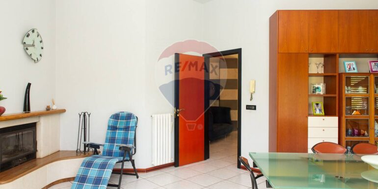 20250902143712-975052-18