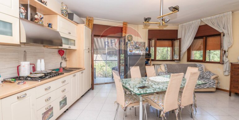 20250902165609-975838-27