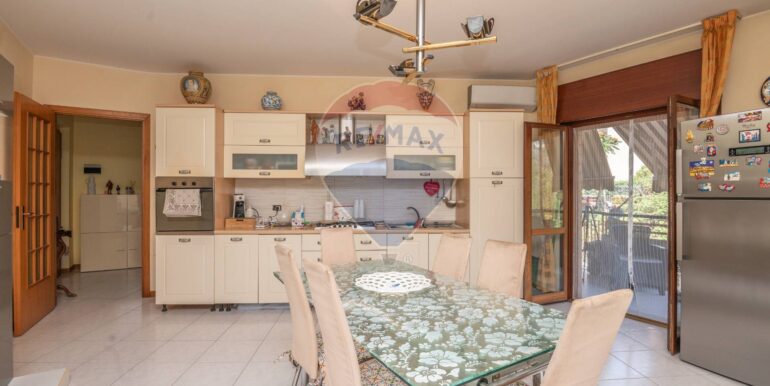 20250902165619-975838-29