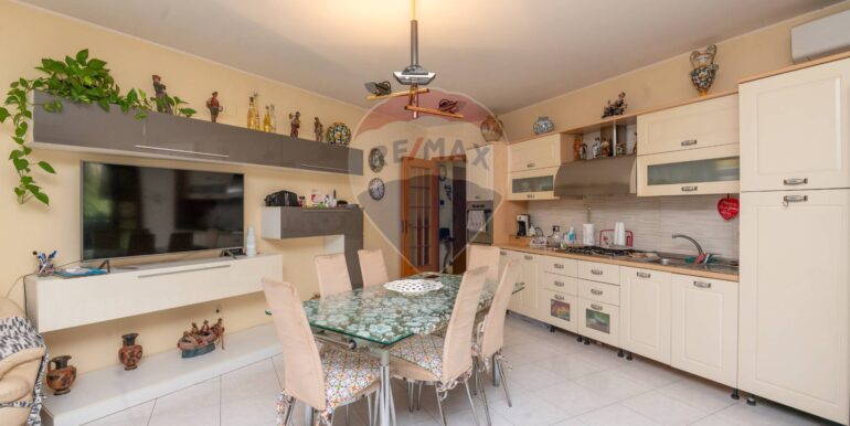 20250902165629-975838-31