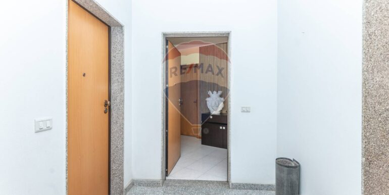 20250902165710-975838-38