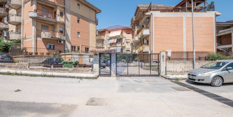 20250902165832-975838-53