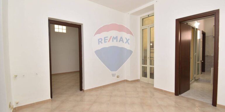 20250902195751-975457-44