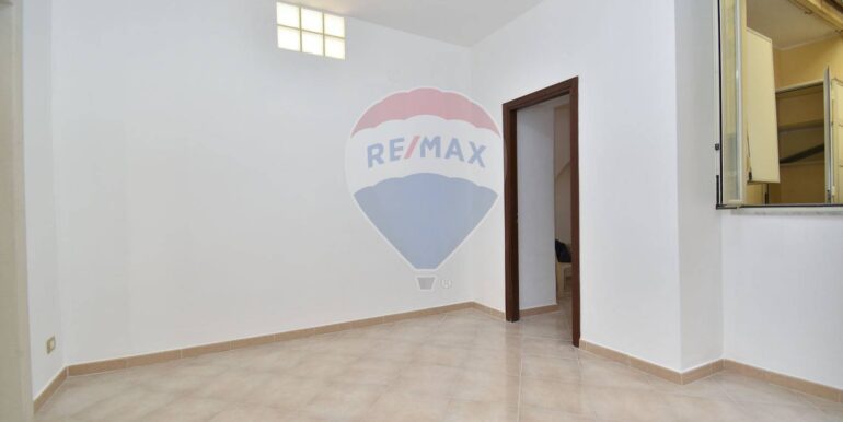 20250902195815-975457-51