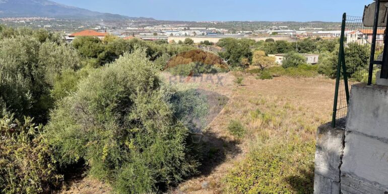 20250902223905-977272-8