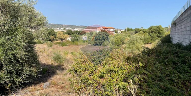 20250902224022-977272-14