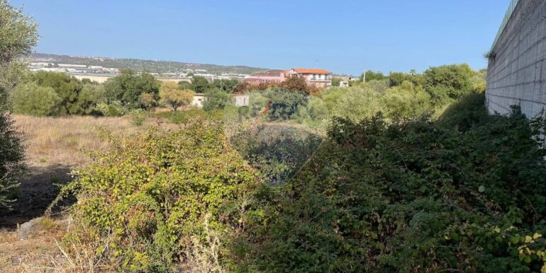 20250902224025-977272-15