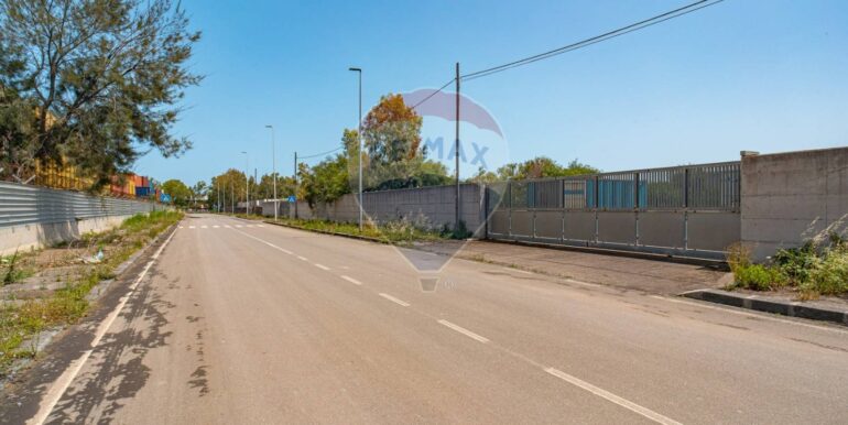 20250903122501-977436-2