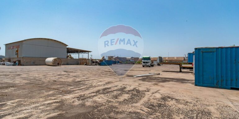 20250903122549-977436-19