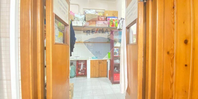 20250903160105-977422-12