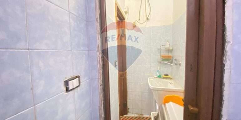 20250903160119-977422-18