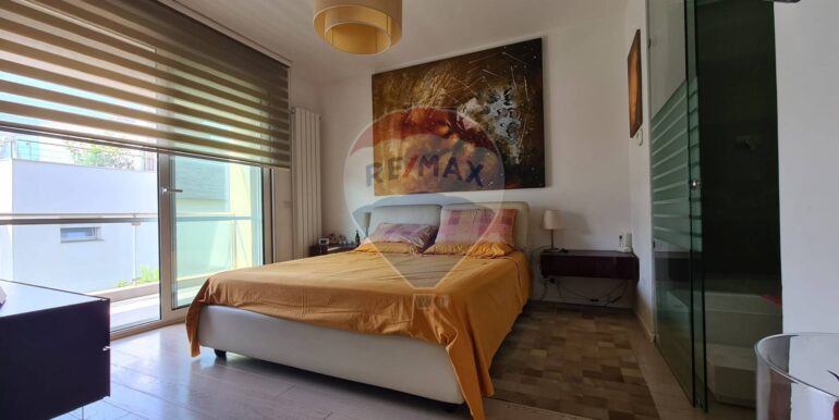 20250903175035-977039-28