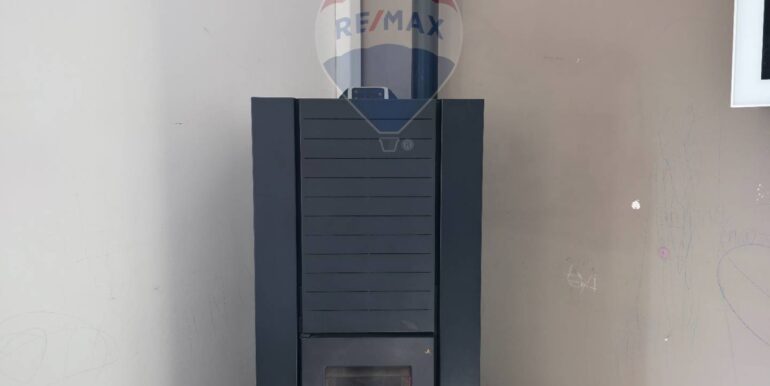 2025090382959-963976-8