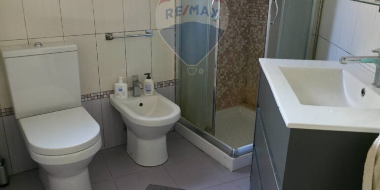 2025090383019-963976-16