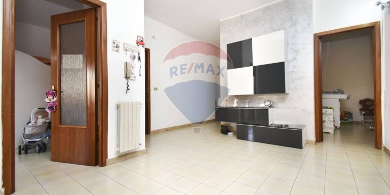 20250904112211-977949-2