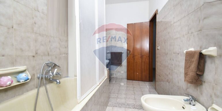 20250904112228-977949-8