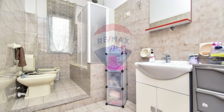 20250904112234-977949-10