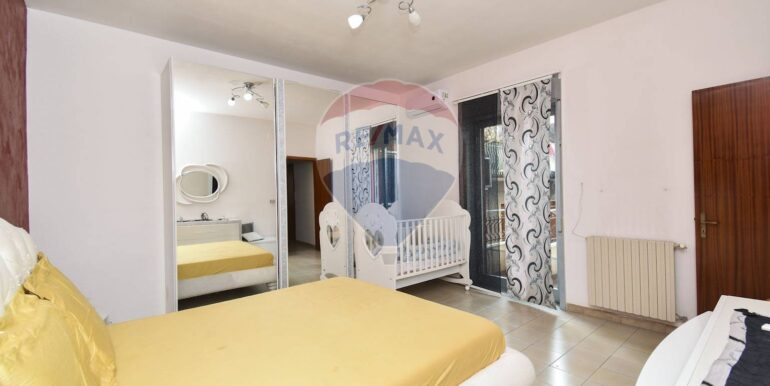 20250904112240-977949-12