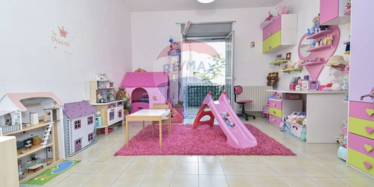 20250904112250-977949-15