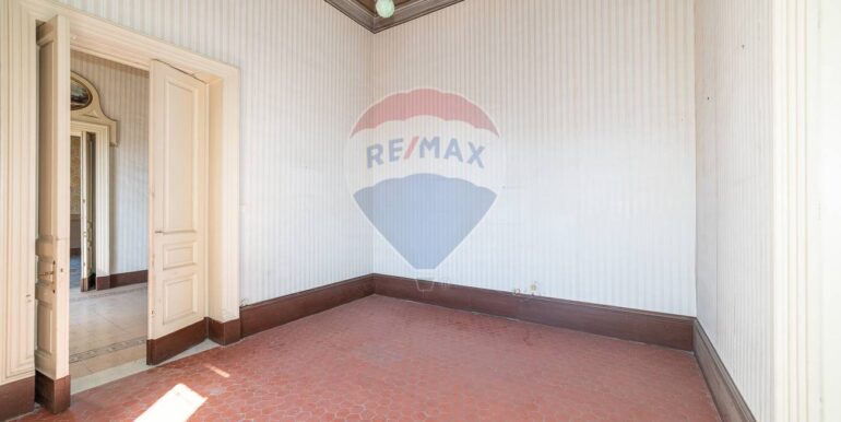 20250904121116-977968-7